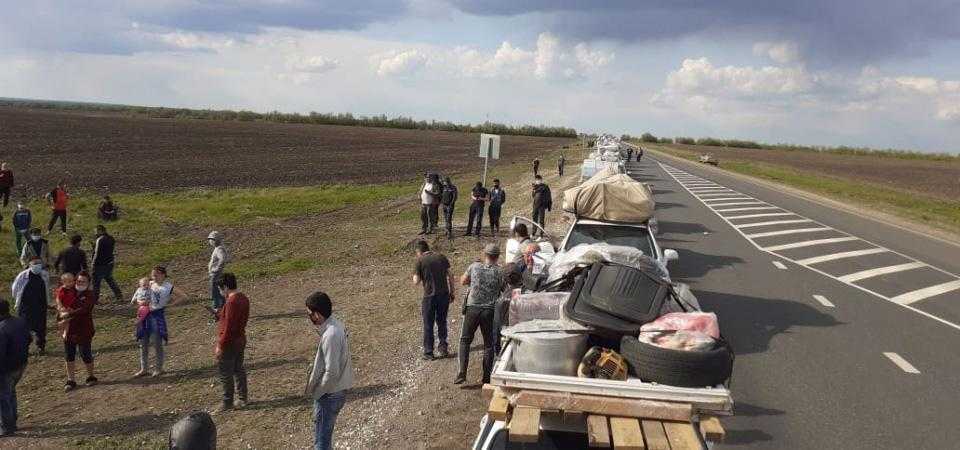 мигранты из Узбекистана застряли на границе в России