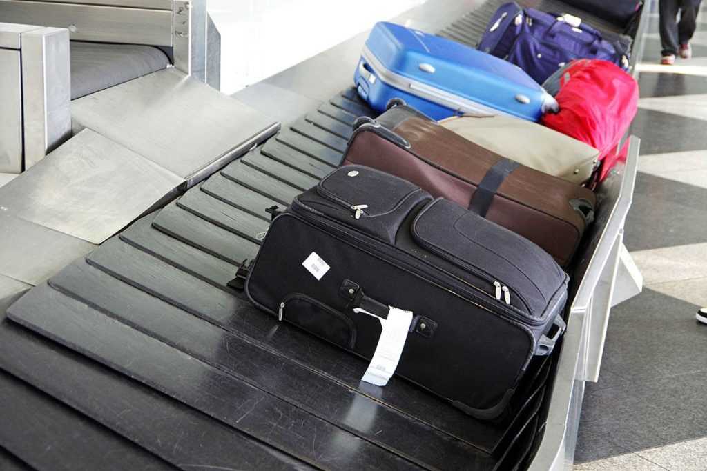 Перевозка багажа и ручной клади в самолете — основные правила и нормы